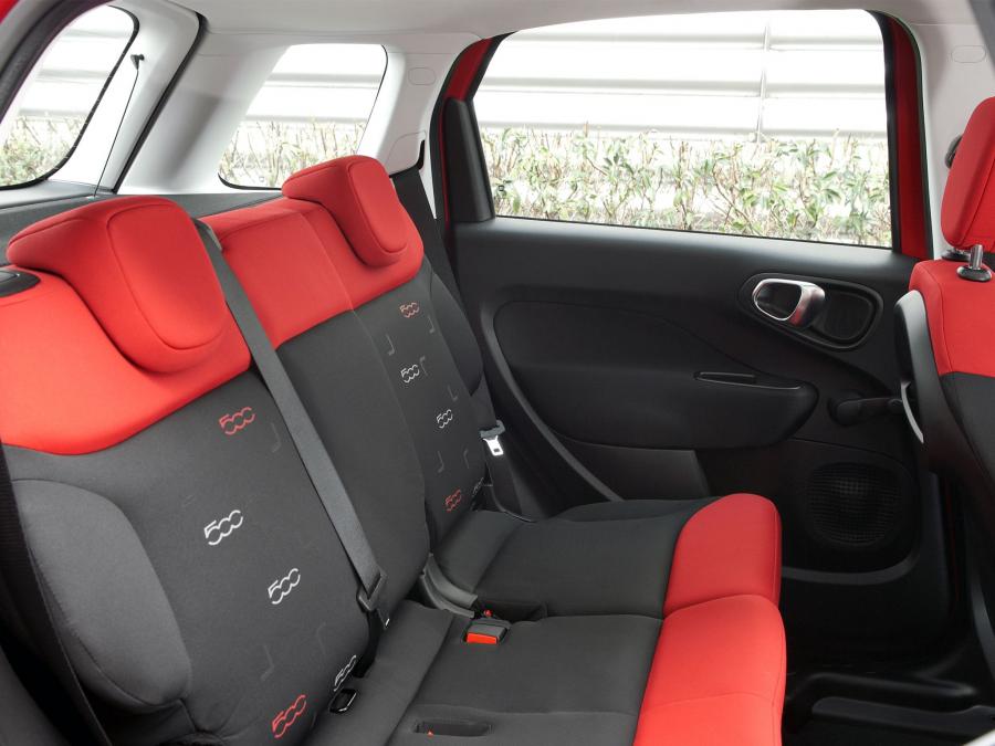  Fiat 500L 2013 года  (UK) (фото 21 из 27)